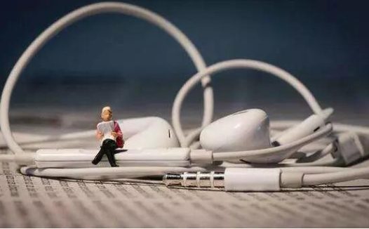 失战于知识付费,会员与智能硬件将助蜻蜓FM打赢下半场战争?